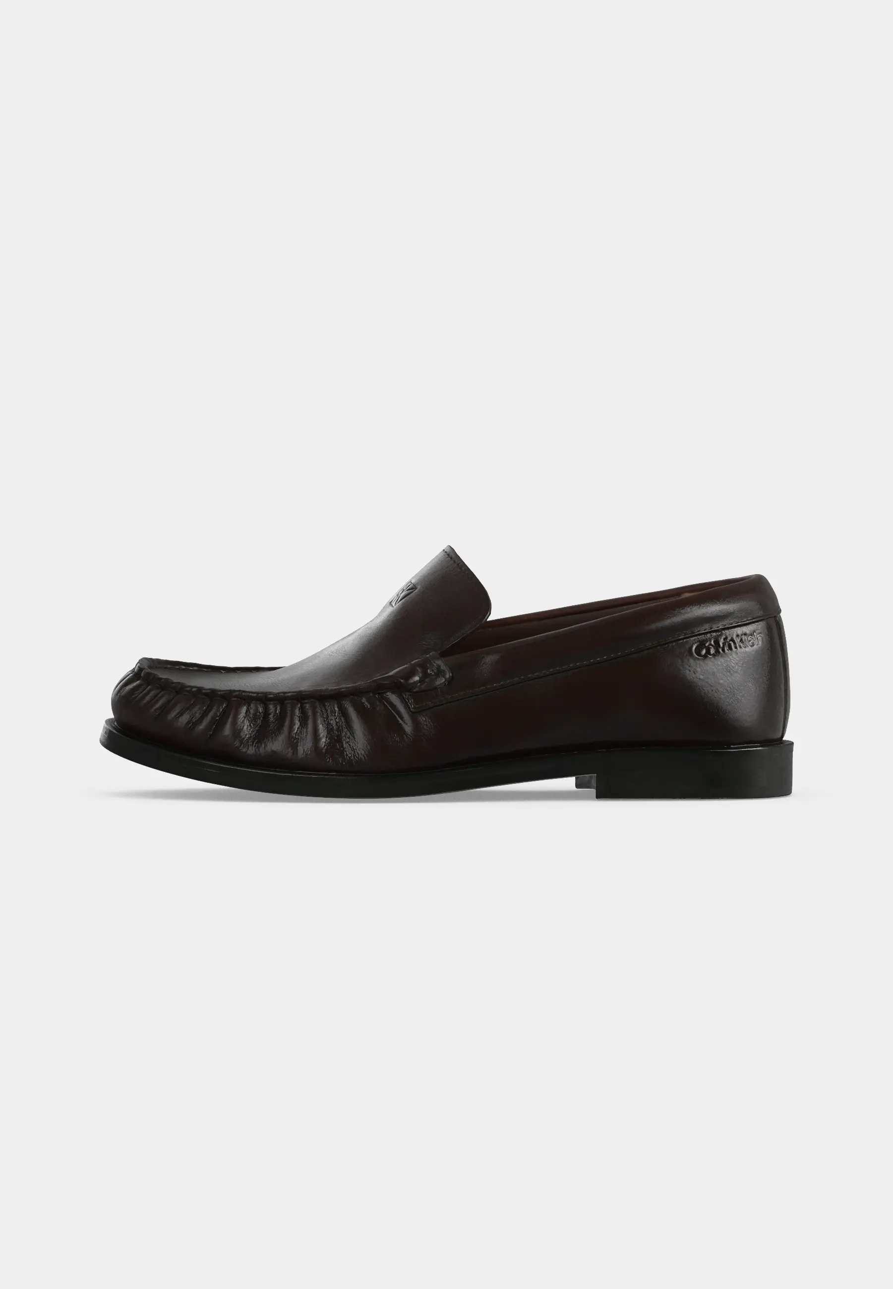ROUND ESSENTIAL LOAFER
