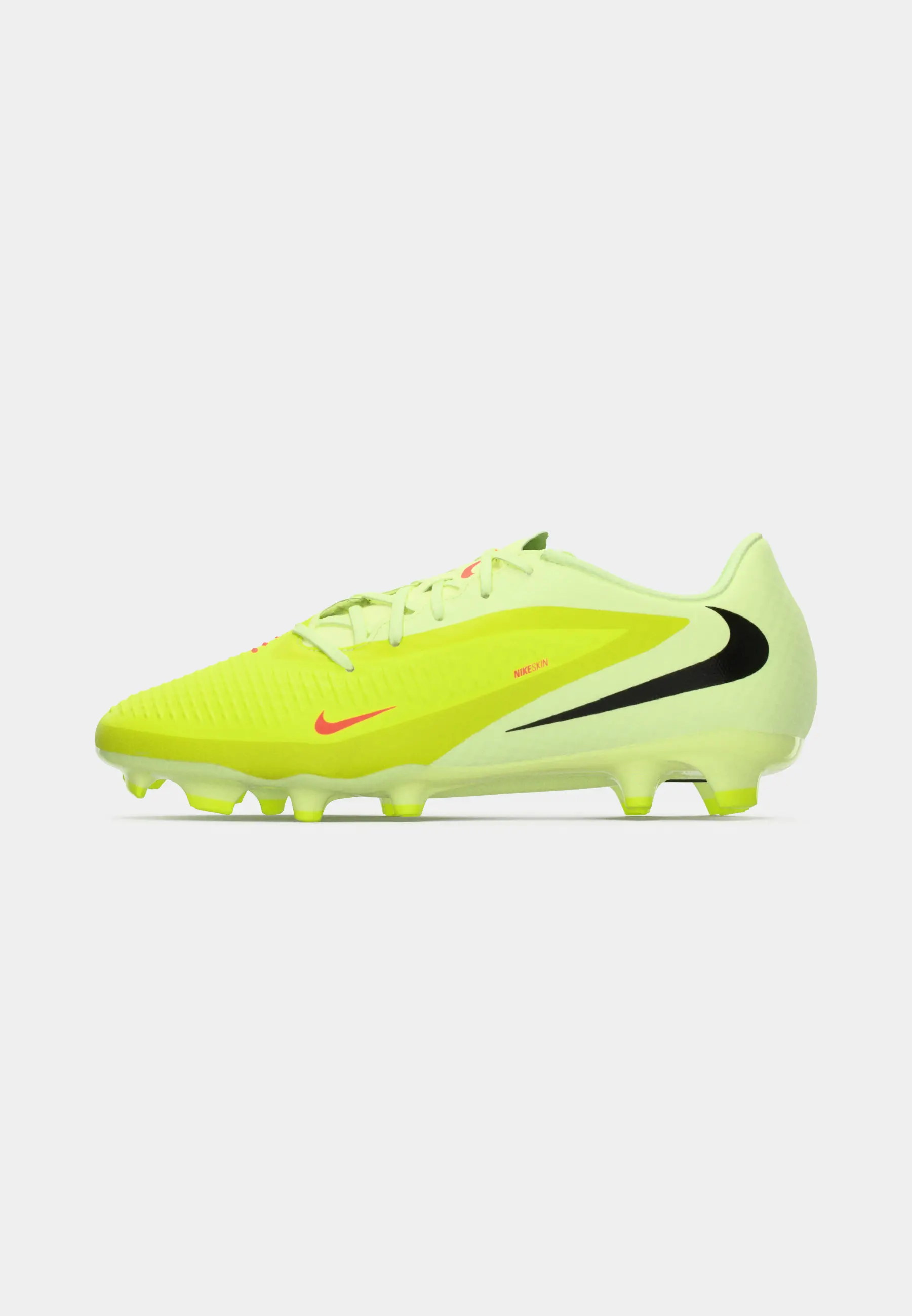 Nike Phantom 6 Low Academy FG / MG
