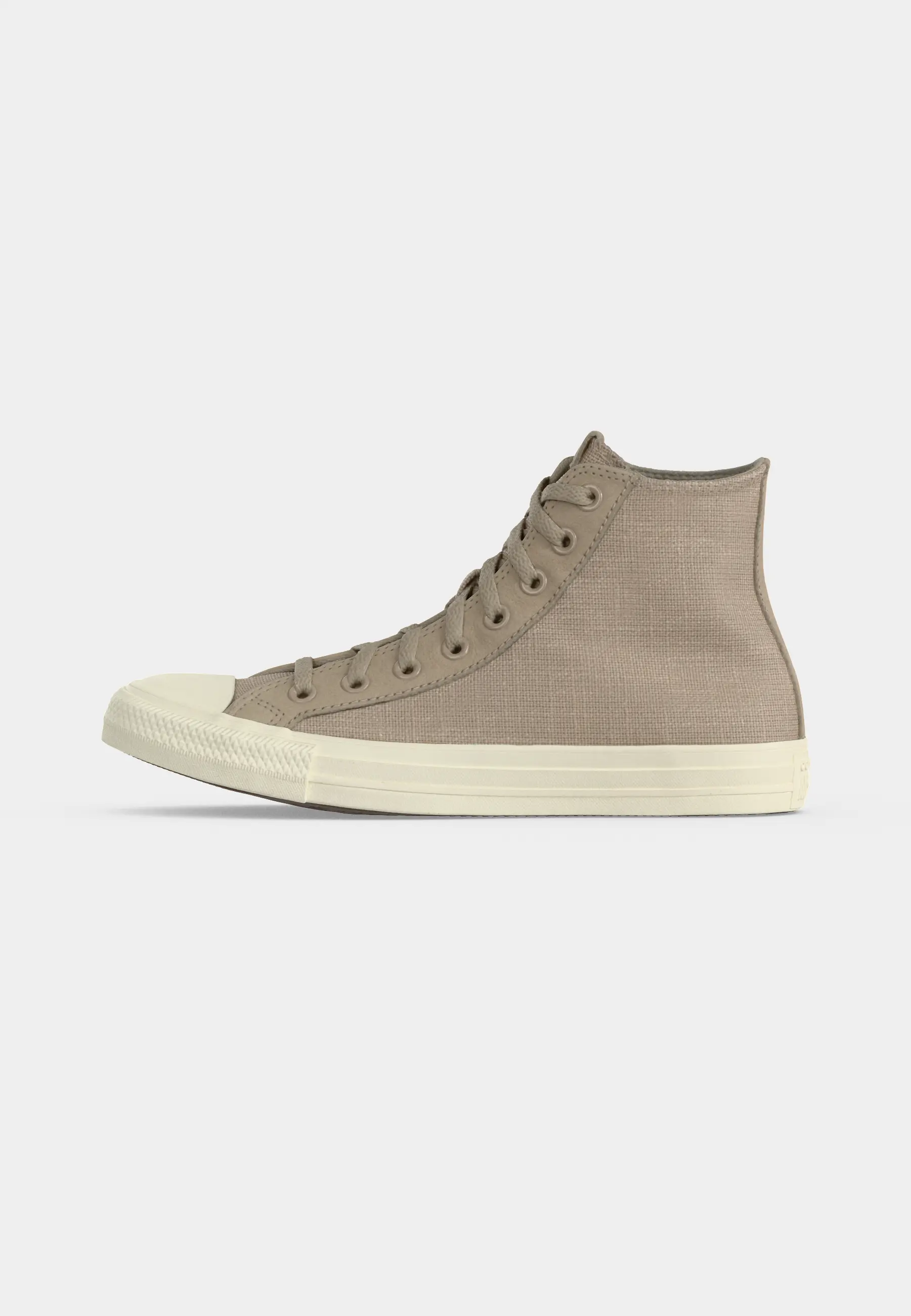 CHUCK 70
