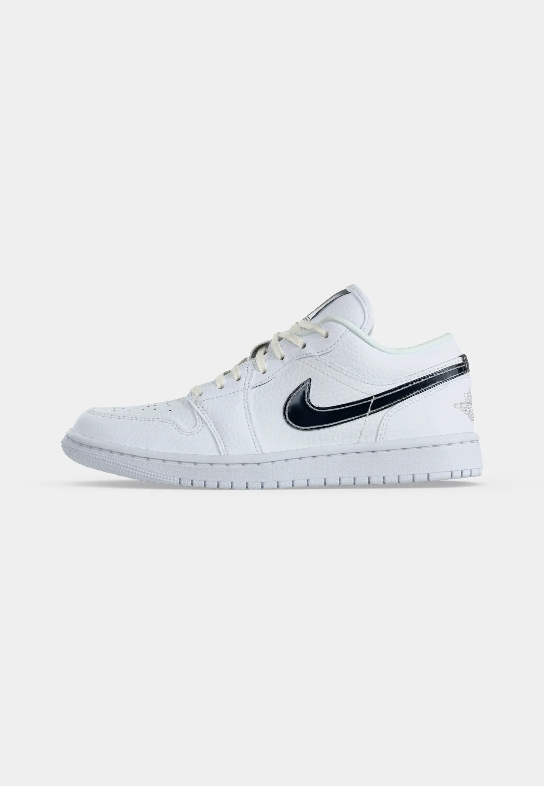 WMNS AIR JORDAN 1 LOW SE NAJ10
