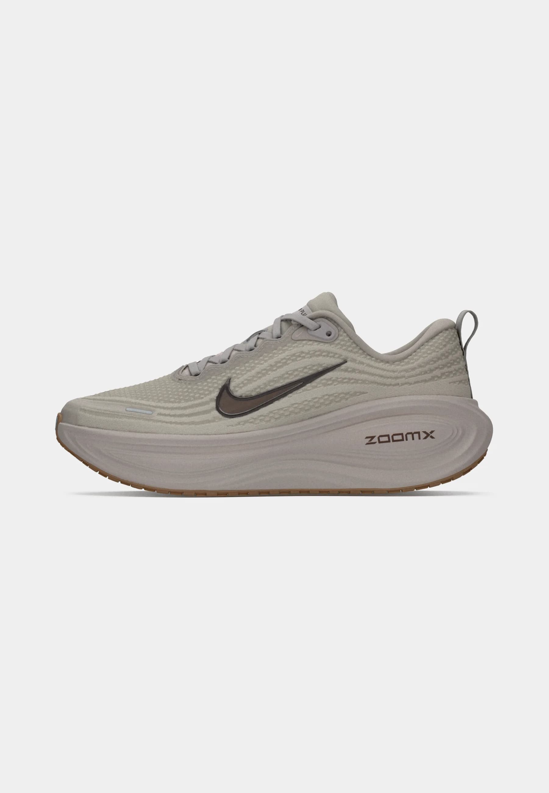 NIKE VOMERO PLUS