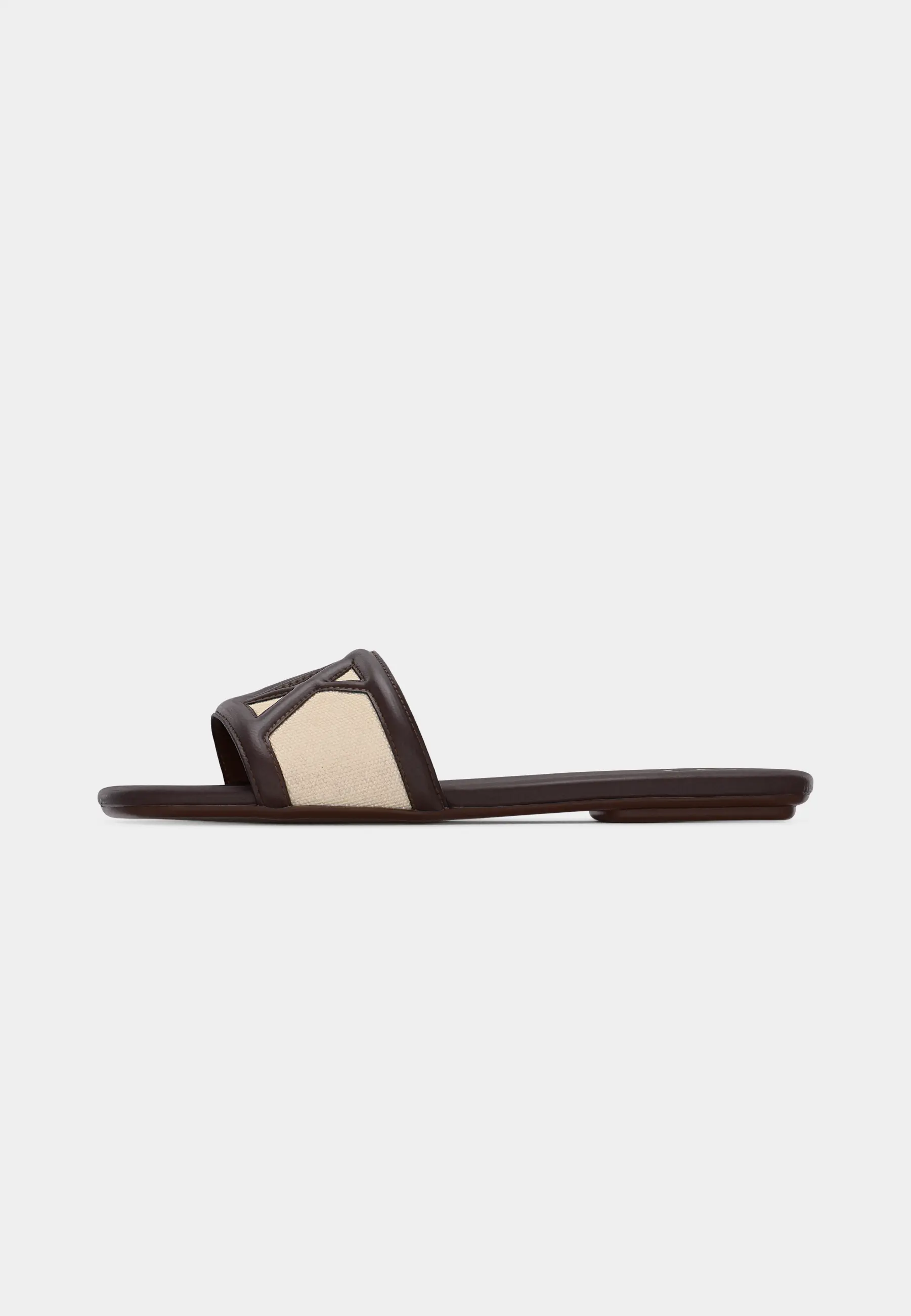 SANDAL