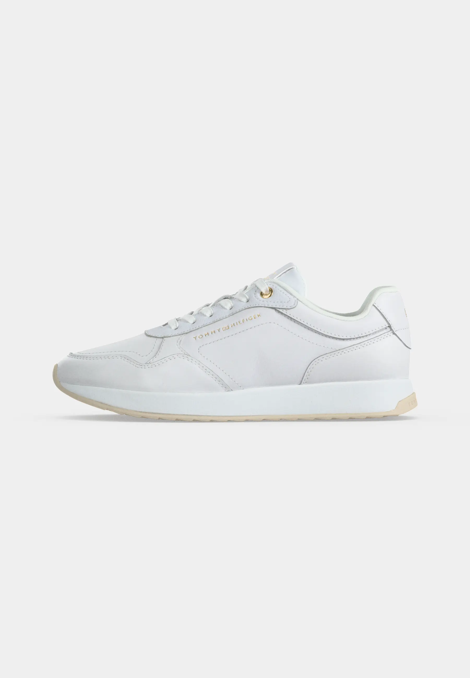 RETRO RUNNER