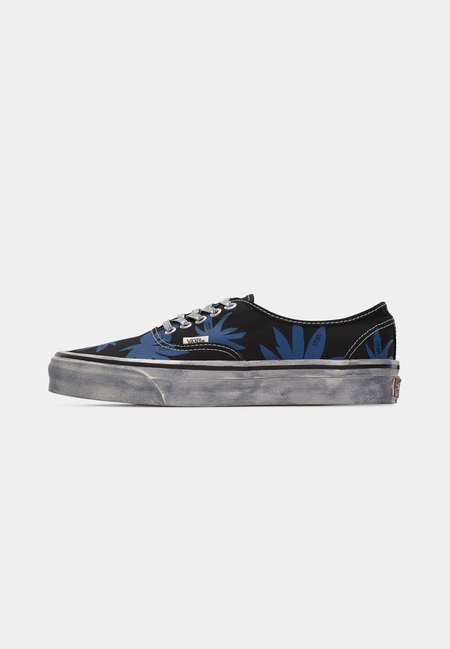 LX Authentic 44