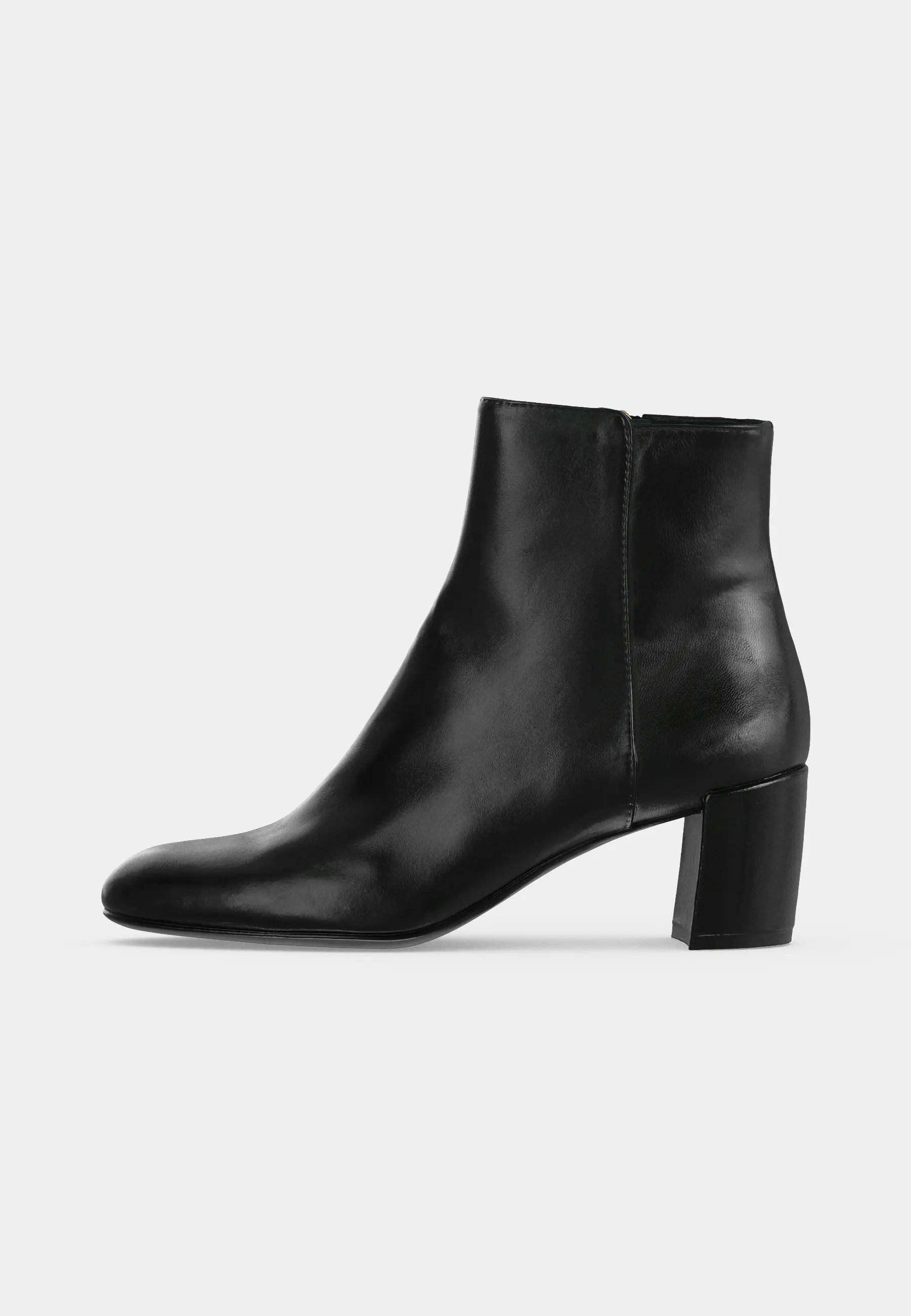 LYNN BOOTIE