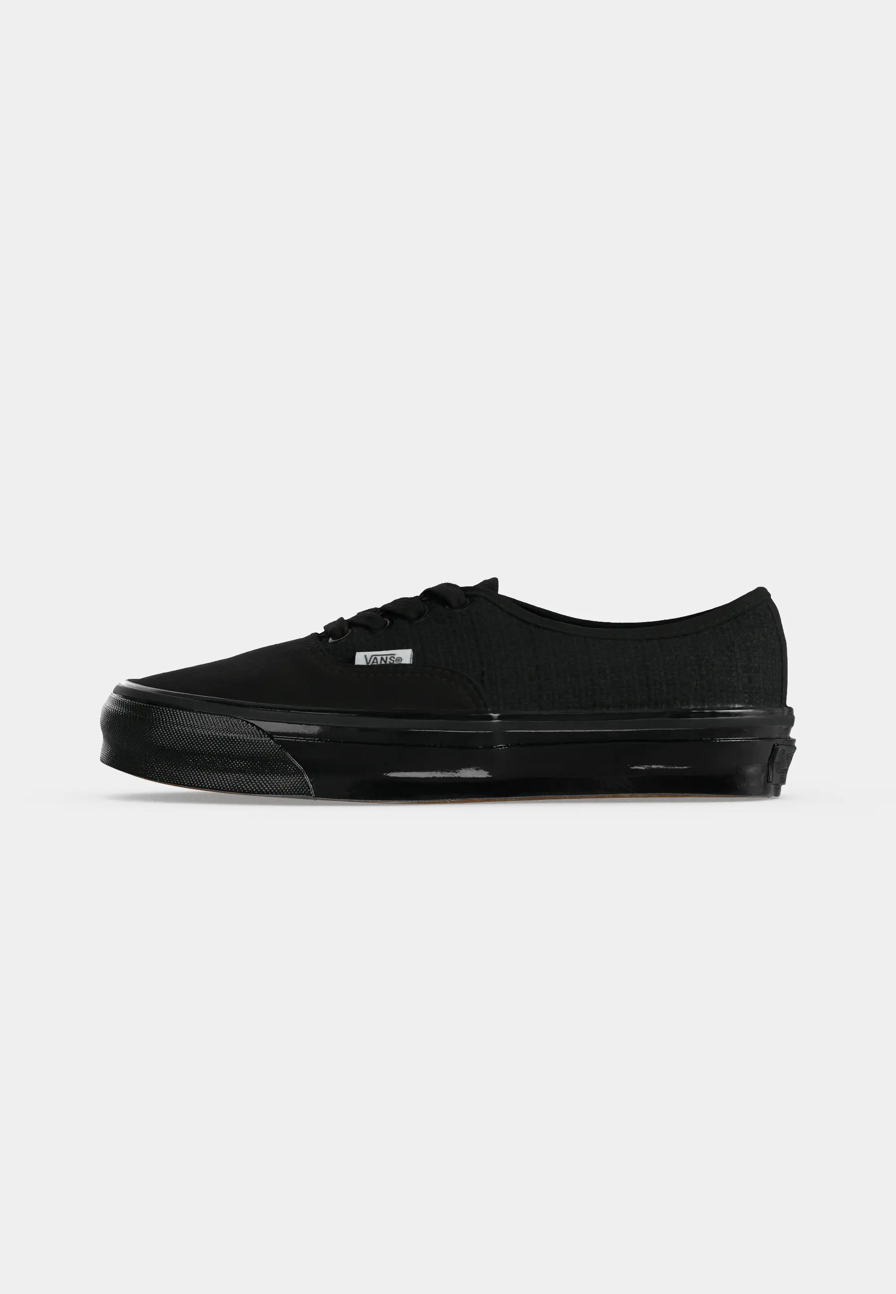 LX Authentic 44