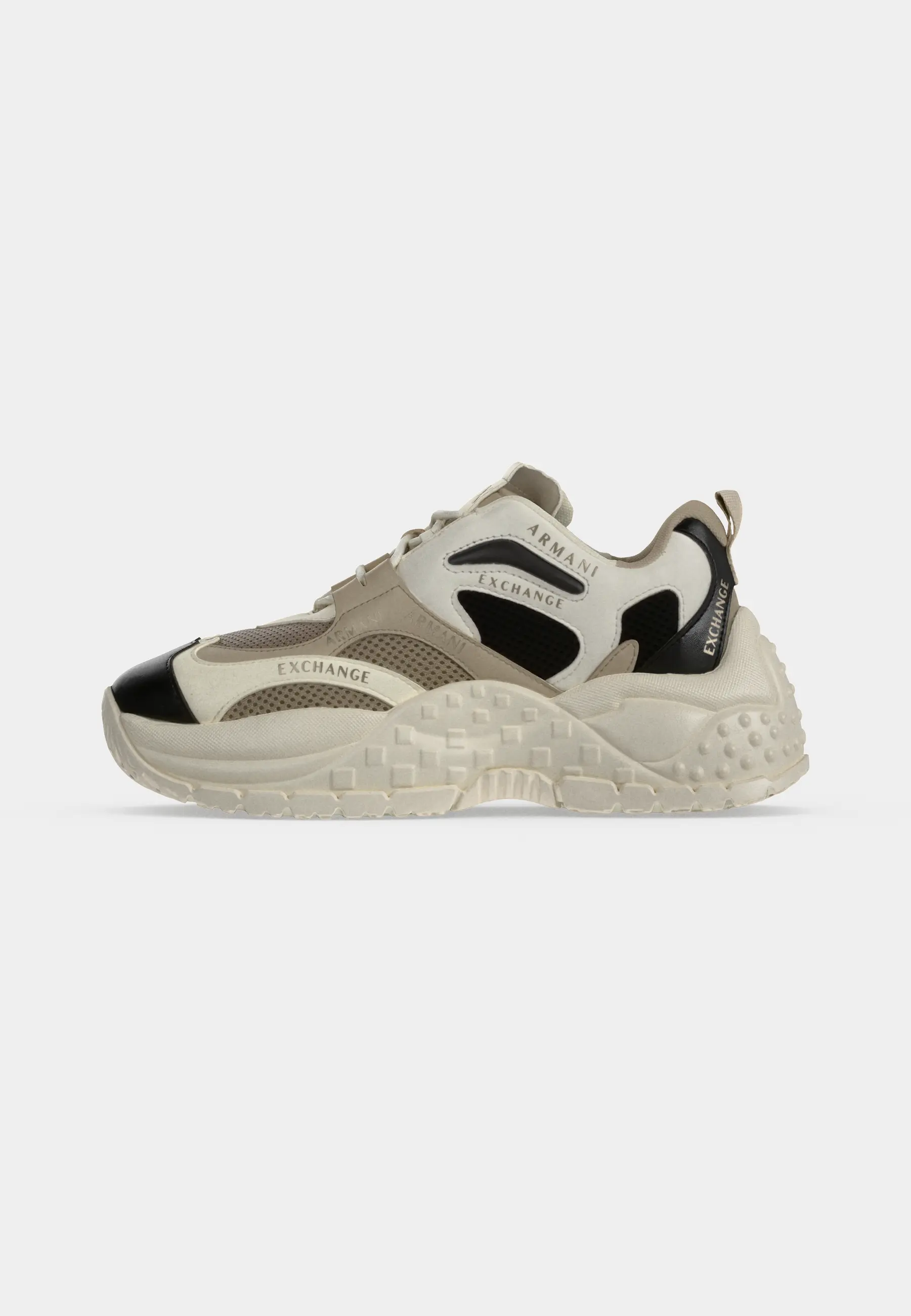 SNEAKER
