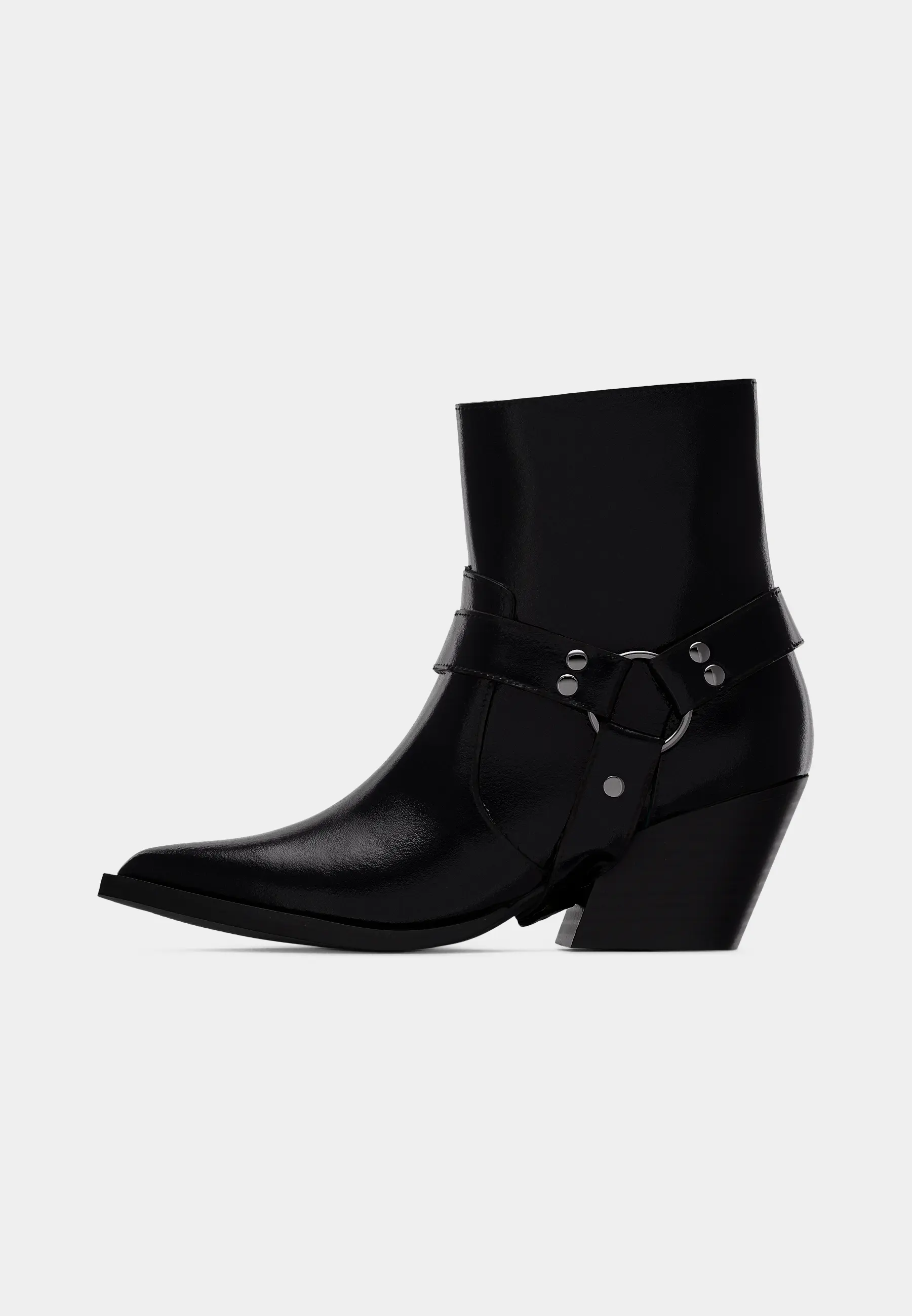 BIAJODY Low Harness Boot Faux Leather