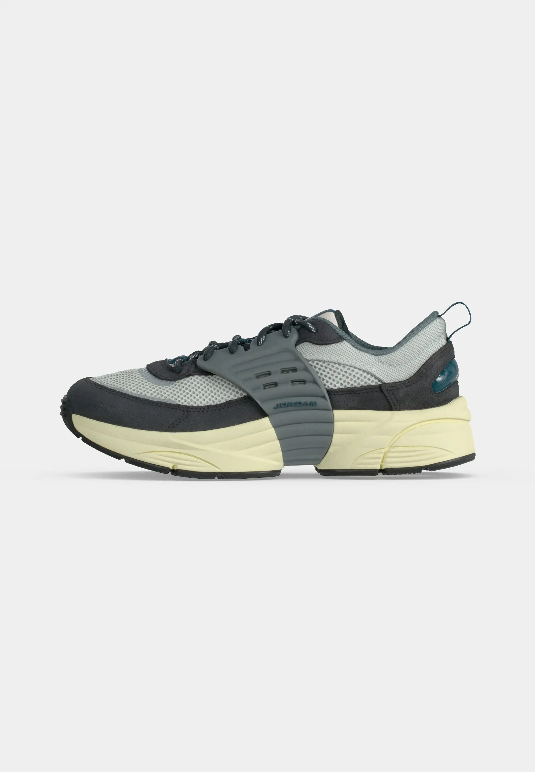 JORDAN TRUNNER O/S