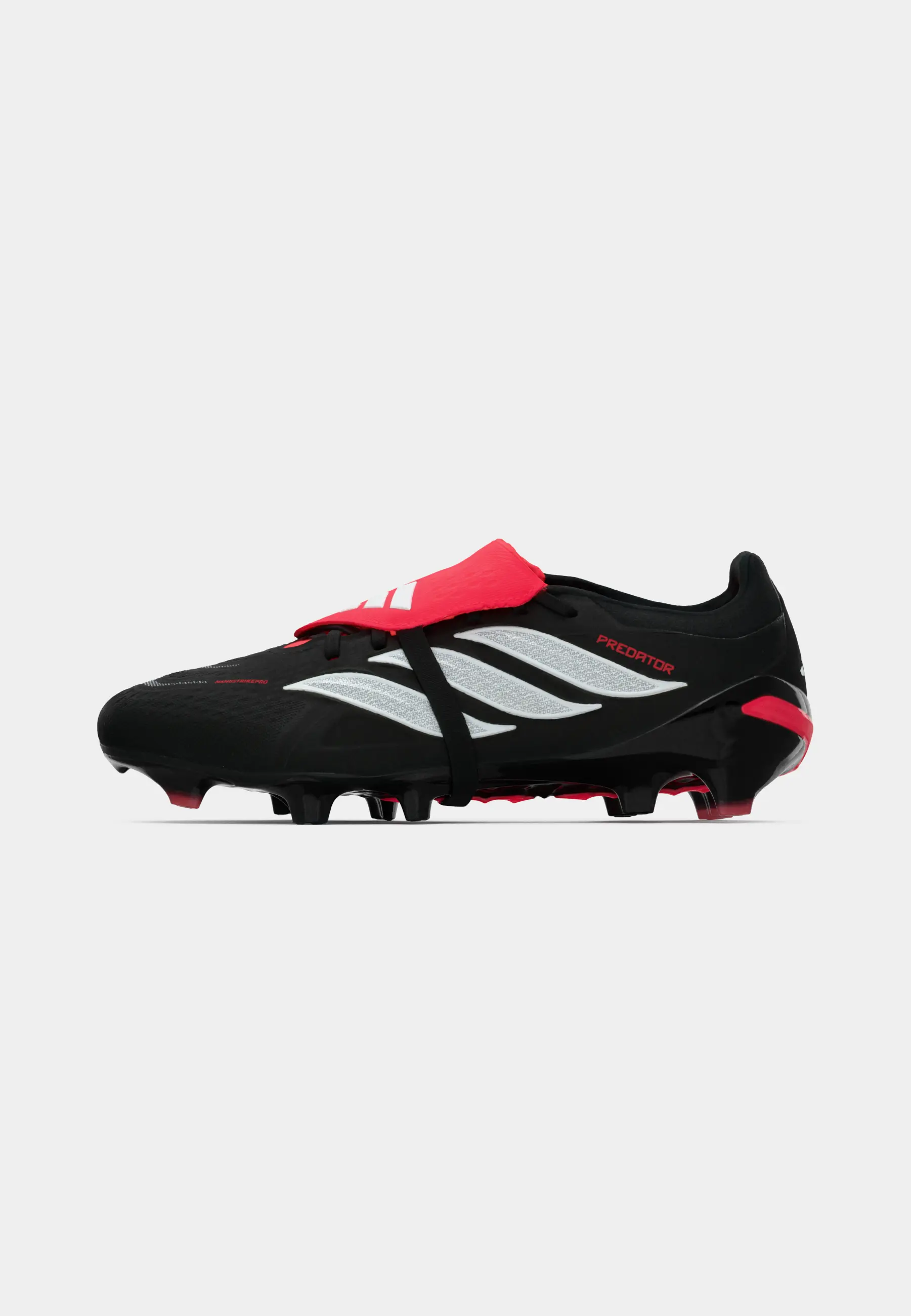 PREDATOR PRO FOLD-OVER TONGUE FIRM GROUND FOOTBALL BOOTS