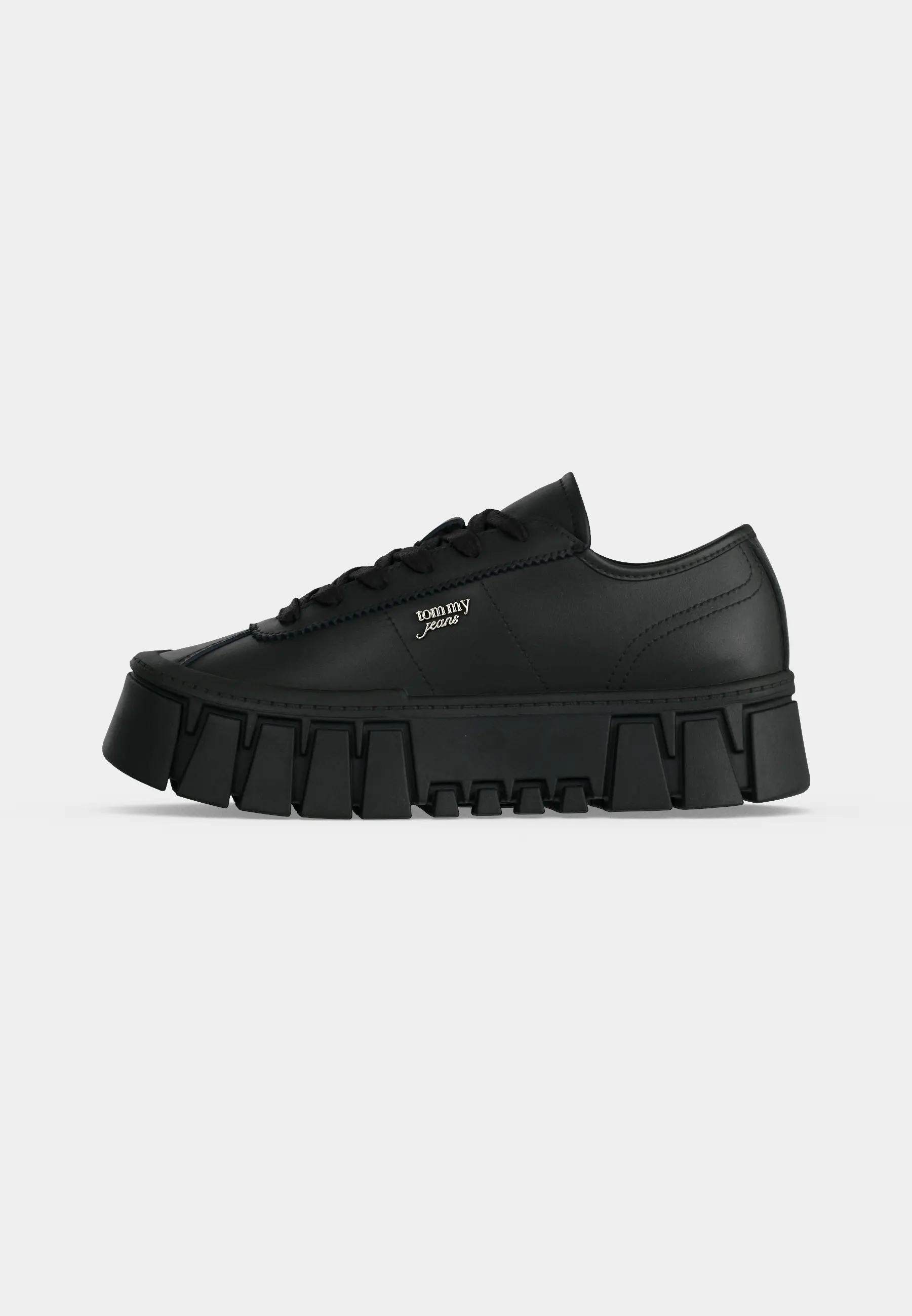 PLATFORM SNEAKER