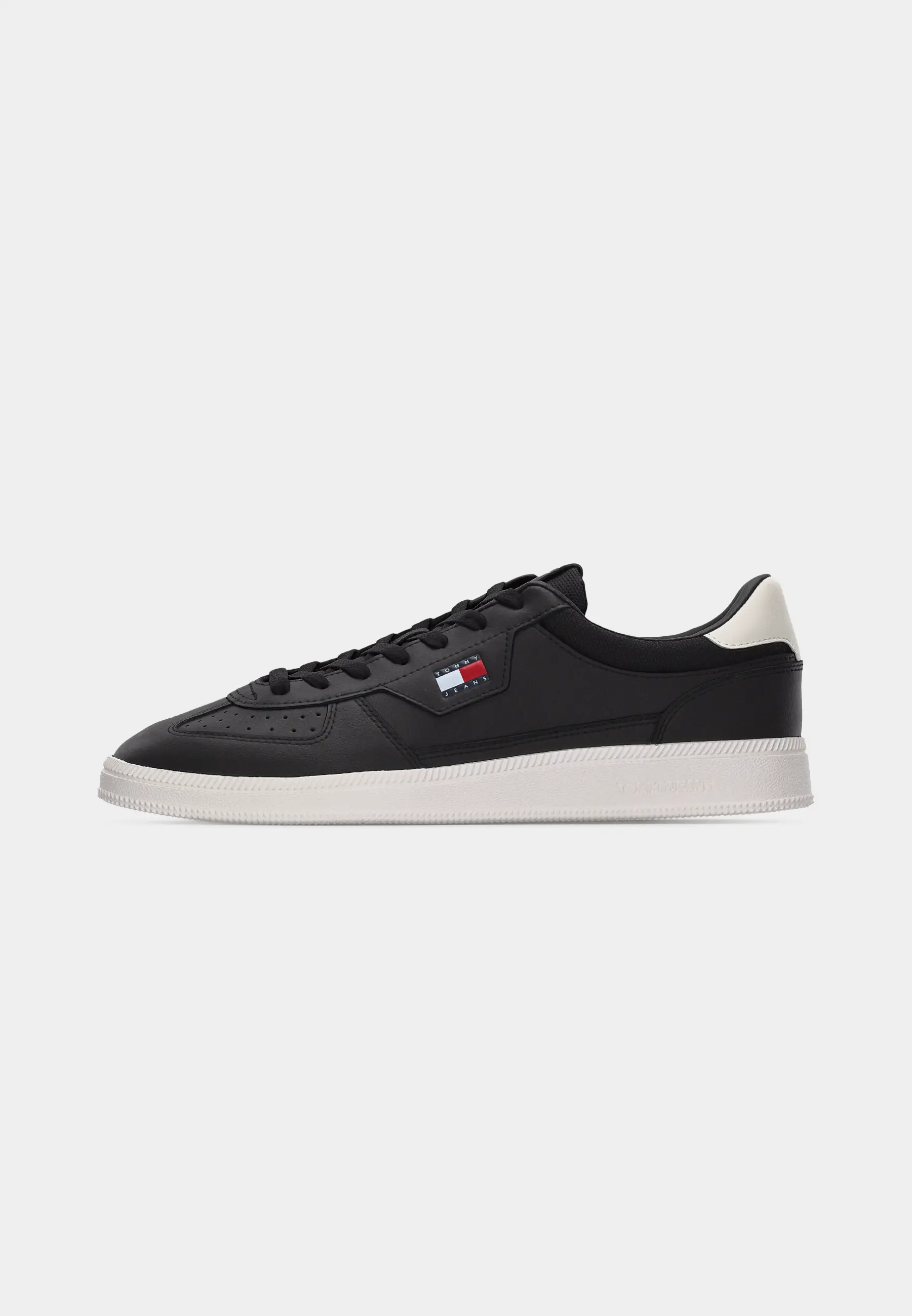 THE GREENWICH EDGE LEATHER